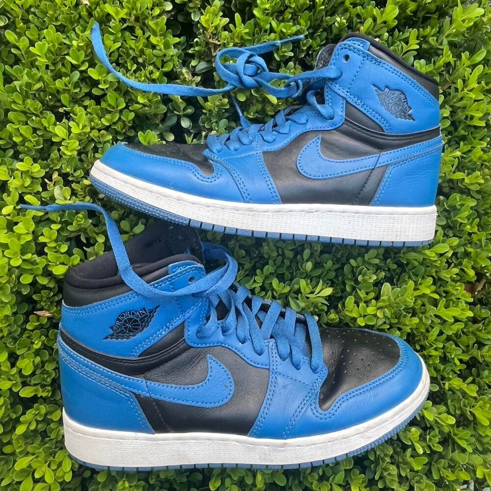 Jordan Women's Blue Trainers